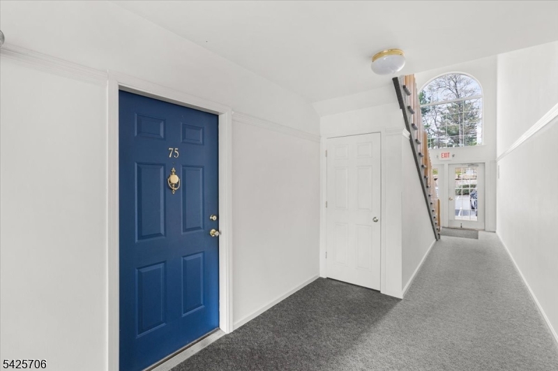 75 Crestview Lane Mount Arlington, NJ 07856 - Photo 7 of 27