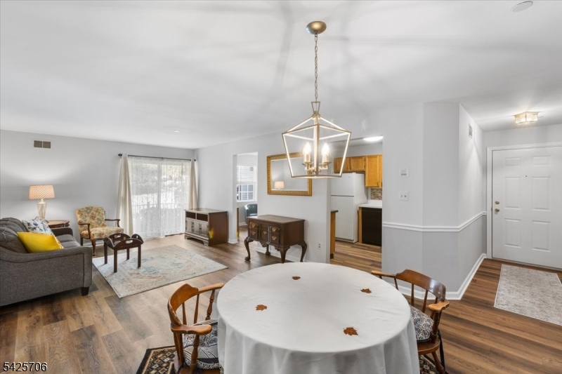 75 Crestview Lane Mount Arlington, NJ 07856 - Photo 10 of 27