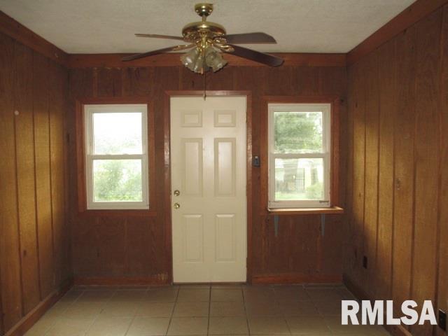 503 4th Street Colona, IL 61241 - Photo 10 of 11 Gallery Image 10