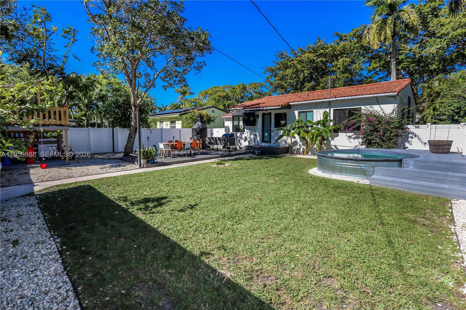 1516 Mayo Street Hollywood, FL 33020 - Photo 27 of 42