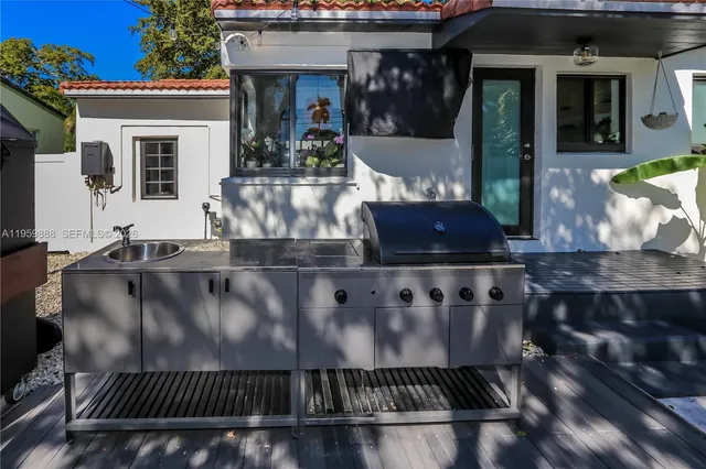 $729,000 | 1516 Mayo Street, Hollywood, FL 33020