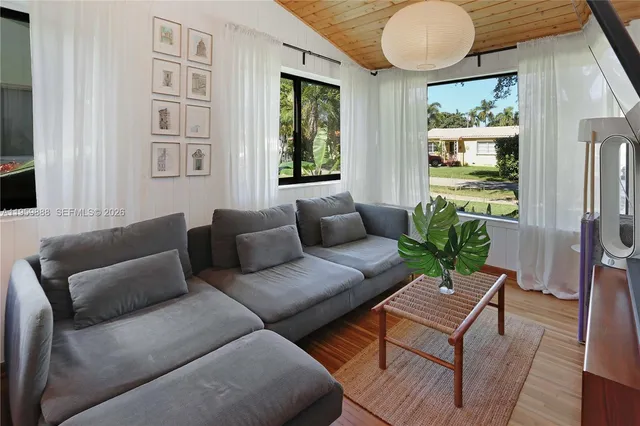 $729,000 | 1516 Mayo Street, Hollywood, FL 33020