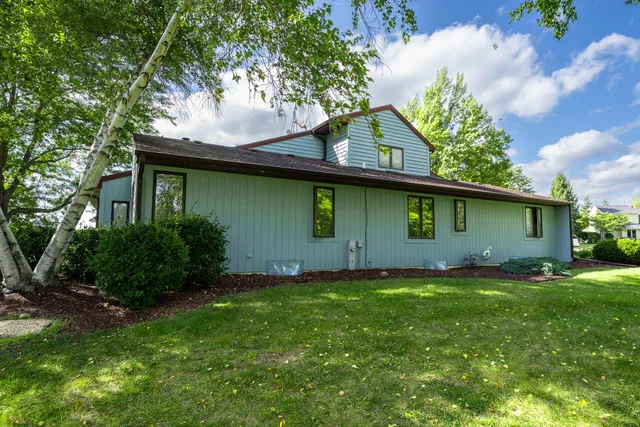 $749,900 | W1315 Cessna Street, Bloomfield, WI 53147