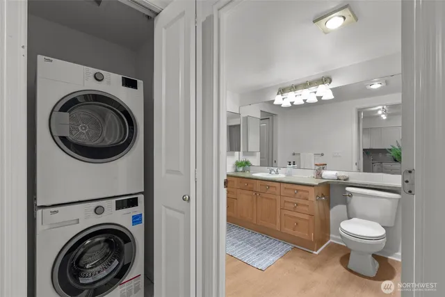 $438,000 | 1525 Northwest 57th Street, Unit 303, Seattle, WA 98107