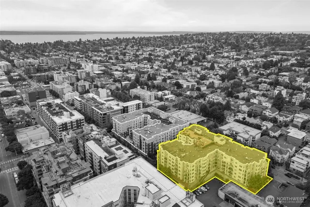 $438,000 | 1525 Northwest 57th Street, Unit 303, Seattle, WA 98107