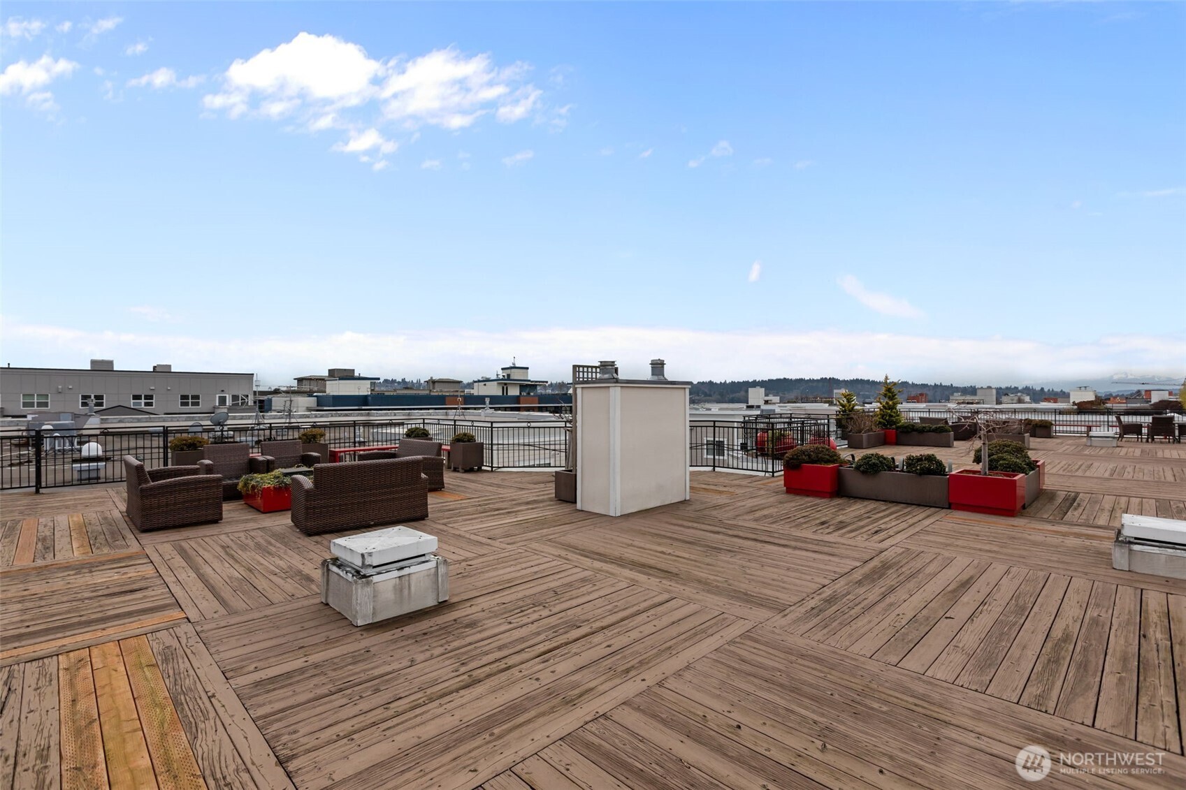 1525 Northwest 57th Street, Unit 303 Seattle, WA 98107 - Photo 36 of 40