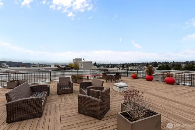 $438,000 | 1525 Northwest 57th Street, Unit 303, Seattle, WA 98107