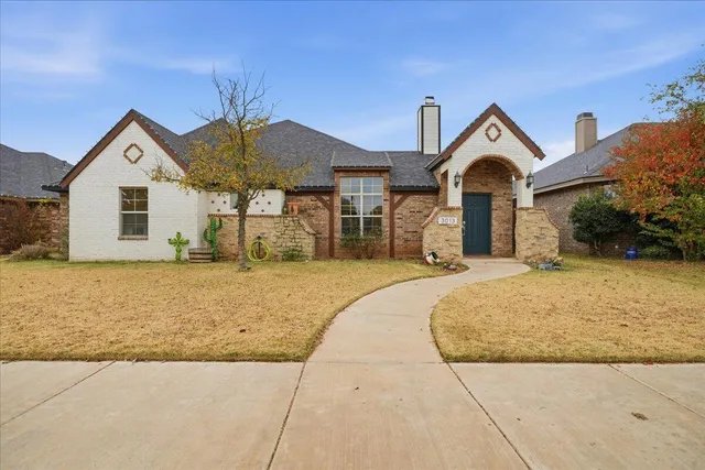 $325,000 | 3013 111th Street, Lubbock, TX 79423