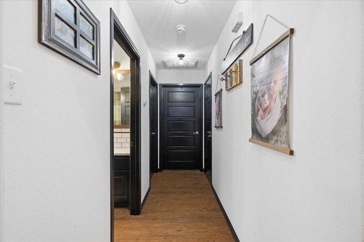 3013 111th Street Lubbock, TX 79423 - Photo 27 of 37 a view of hallway