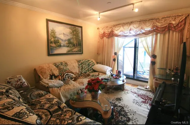 $709,000 | 37-59 61st Street, Unit 5A | Woodside