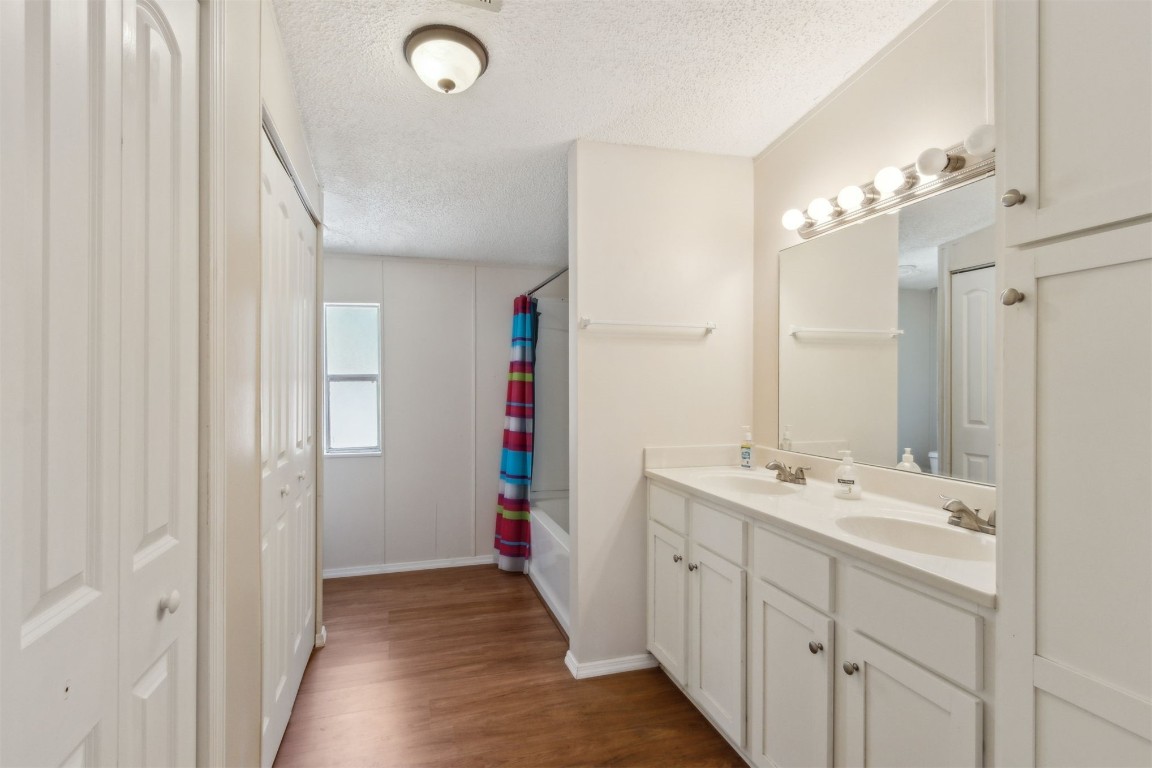 85323 Rose Marie Road Yulee, FL 32097 - Photo 7 of 42 master bath with 2 vanities