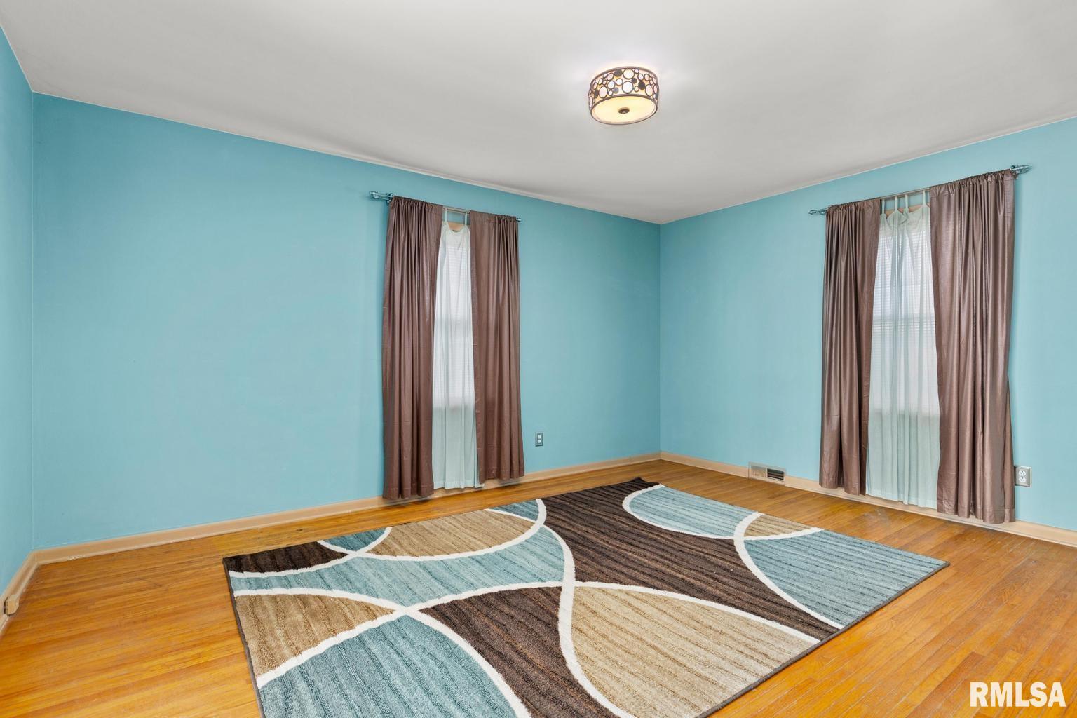 4111 North Brookmont Road Peoria, IL 61614 - Photo 16 of 37