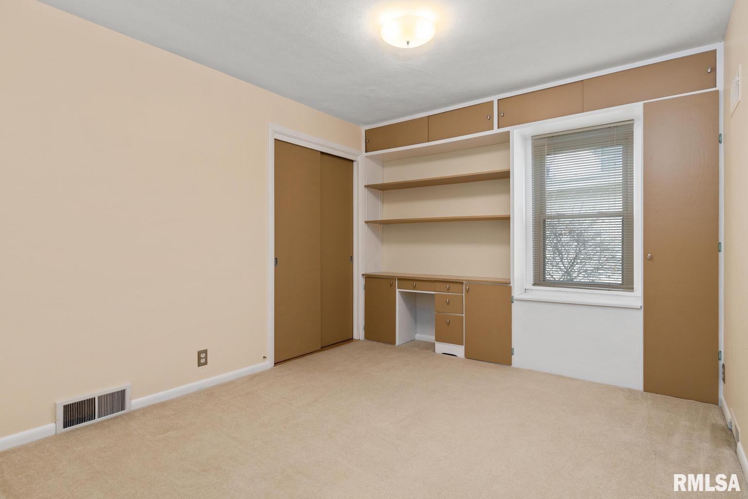 4111 North Brookmont Road Peoria, IL 61614 - Photo 25 of 37