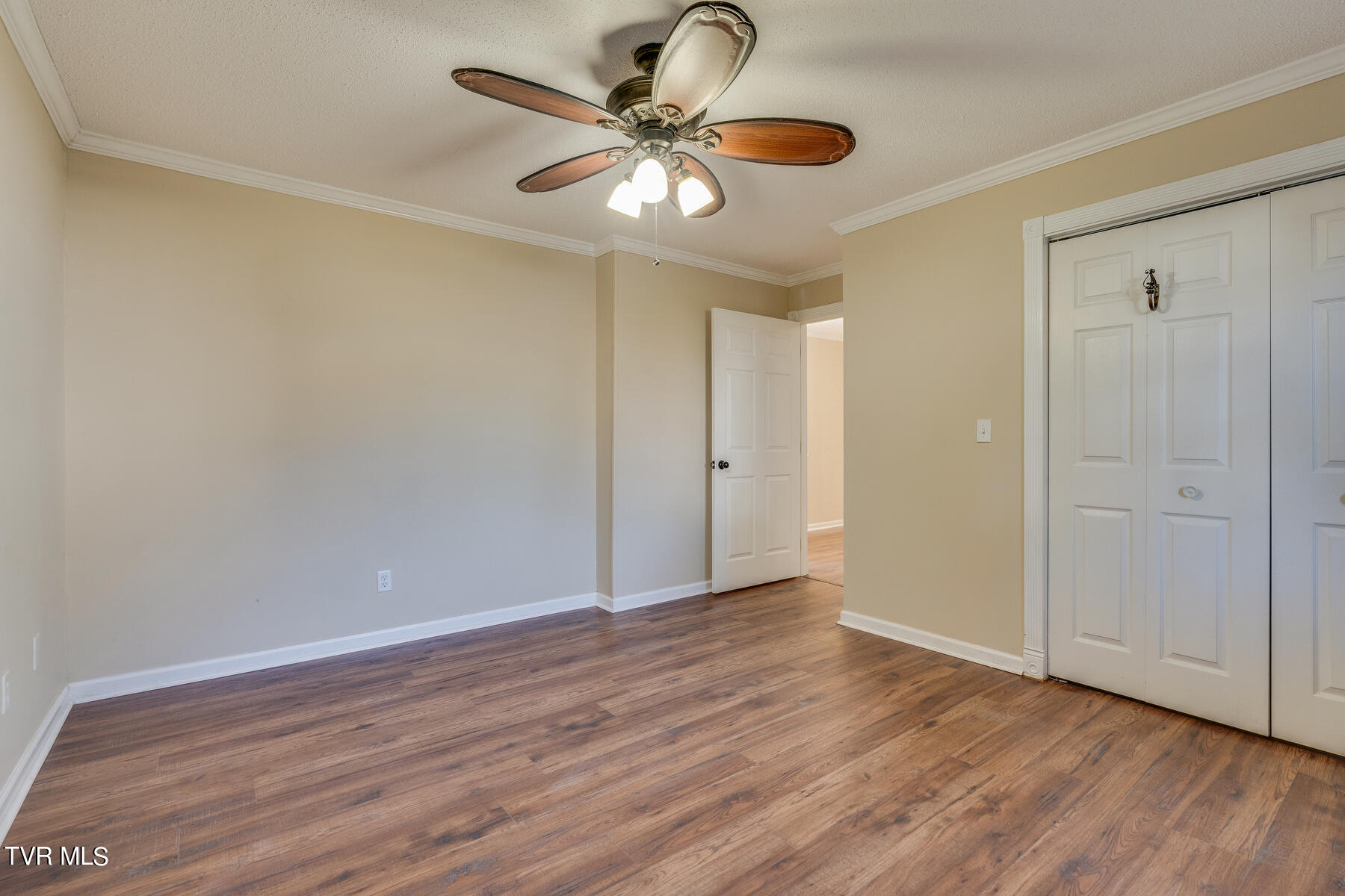 2700 Indian Ridge Road, Unit 6 Johnson City, TN 37604 - Photo 12 of 17 015