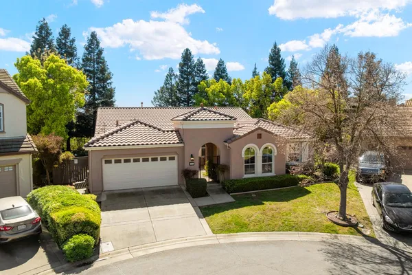 $995,000 | 19 Zeller Place, Sacramento, CA 95835