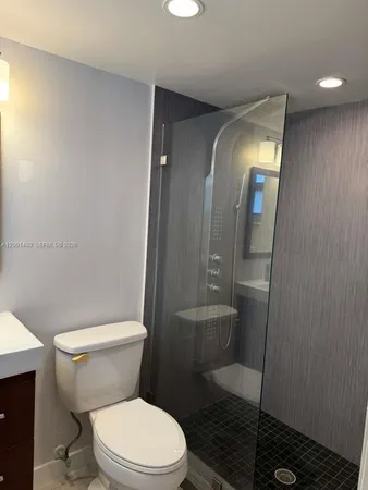 $1,500 | 5150 Northeast 6th Avenue, Unit 104, Oakland Park, FL 33334