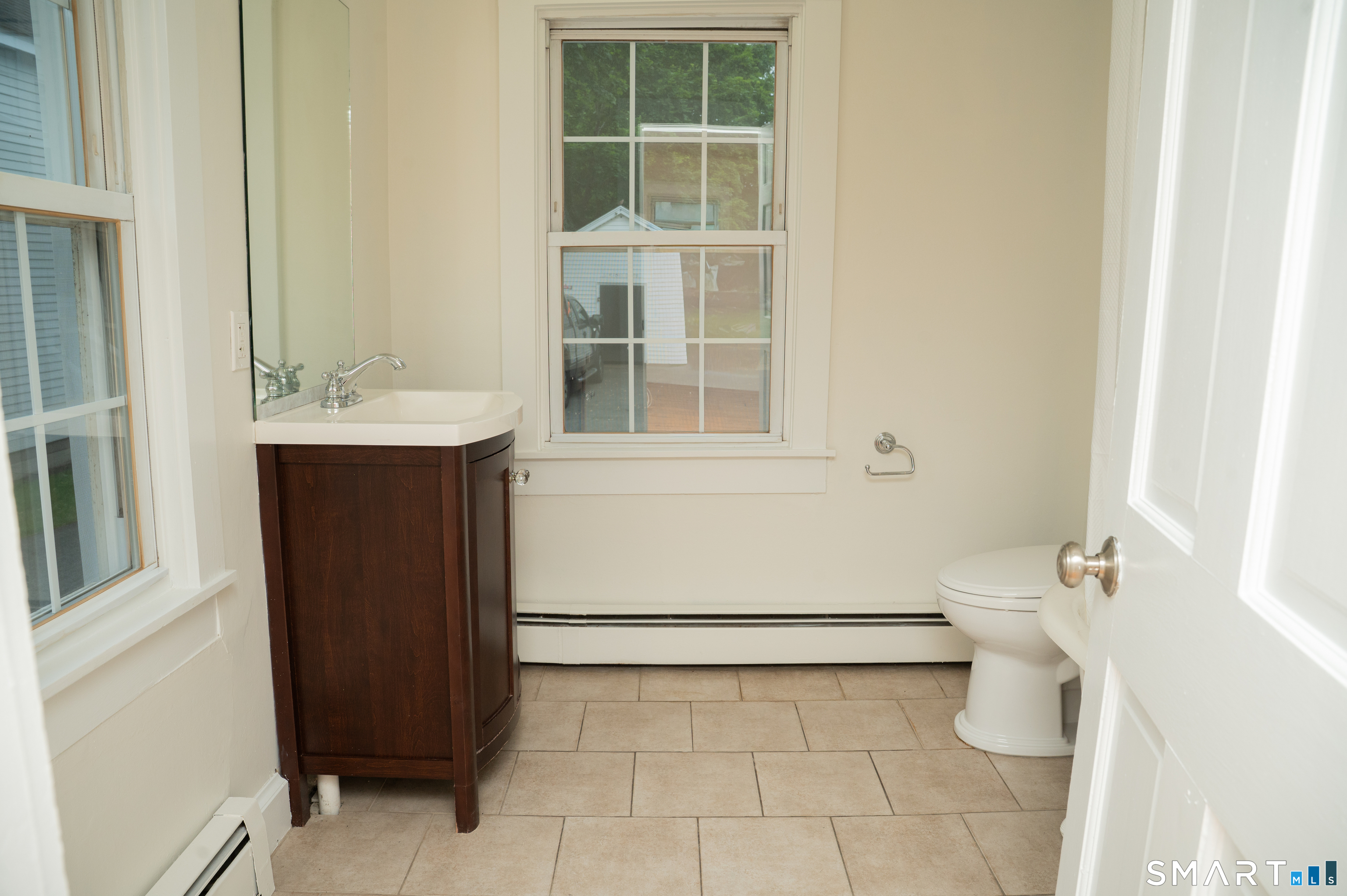 82 State Street, Unit 1 Guilford, CT 06437 - Photo 11 of 32