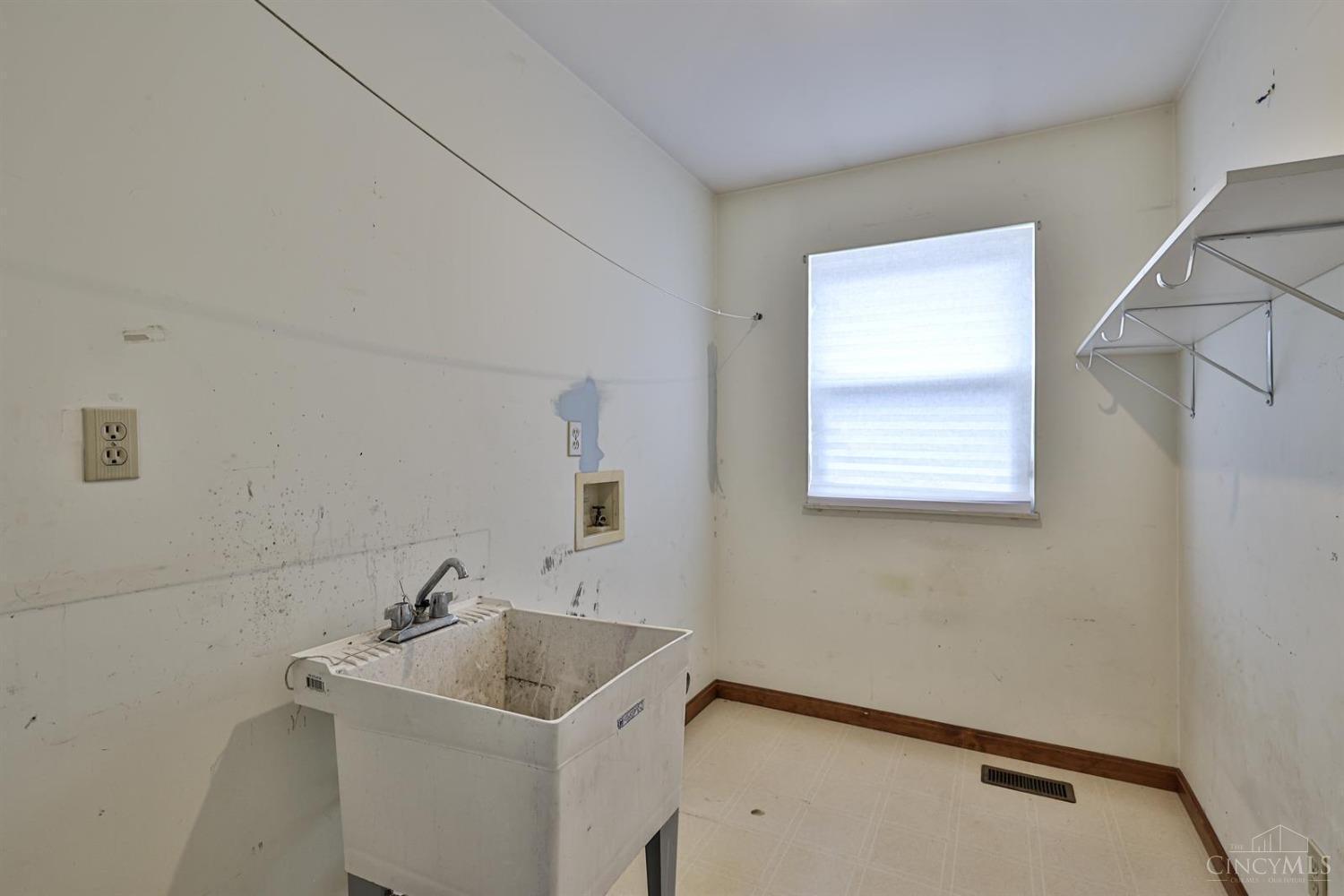 512 Anderson Ferry Road Cincinnati, OH 45238 - Photo 27 of 43 Gallery Image 27