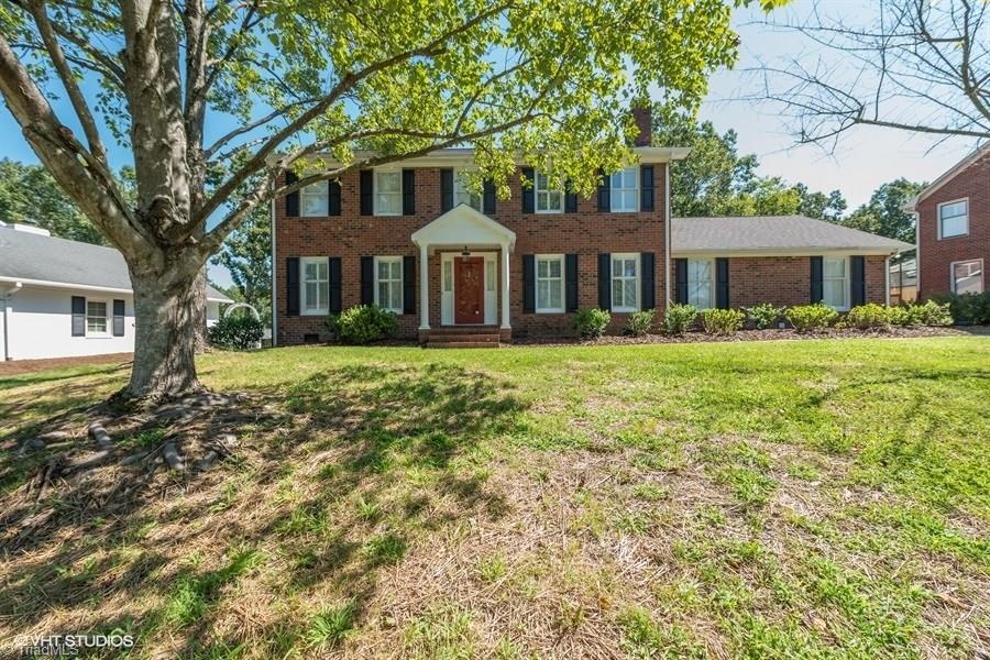 1610 Heathcliff Road High Point, NC 27262 - Photo 1 of 25 Gallery Image 1