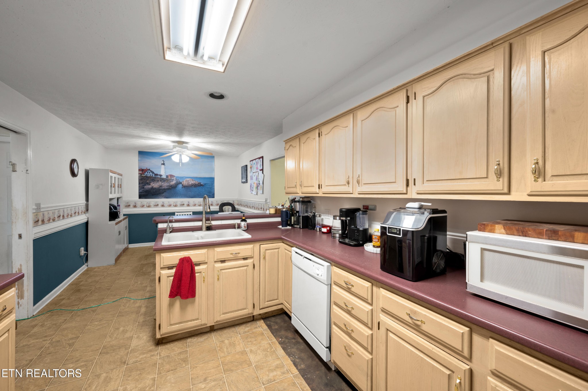 102 English Court Oak Ridge, TN 37830 - Photo 11 of 27 Gallery Image 11