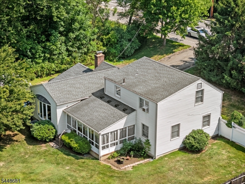 469 King George Road Bernards, NJ 07920 - Photo 4 of 36 Gallery Image 4