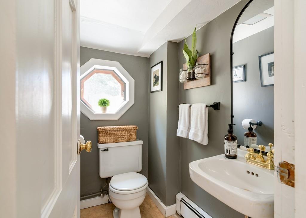 122 Spring Street Hanover, MA 02339 - Photo 21 of 27 Gallery Image 21