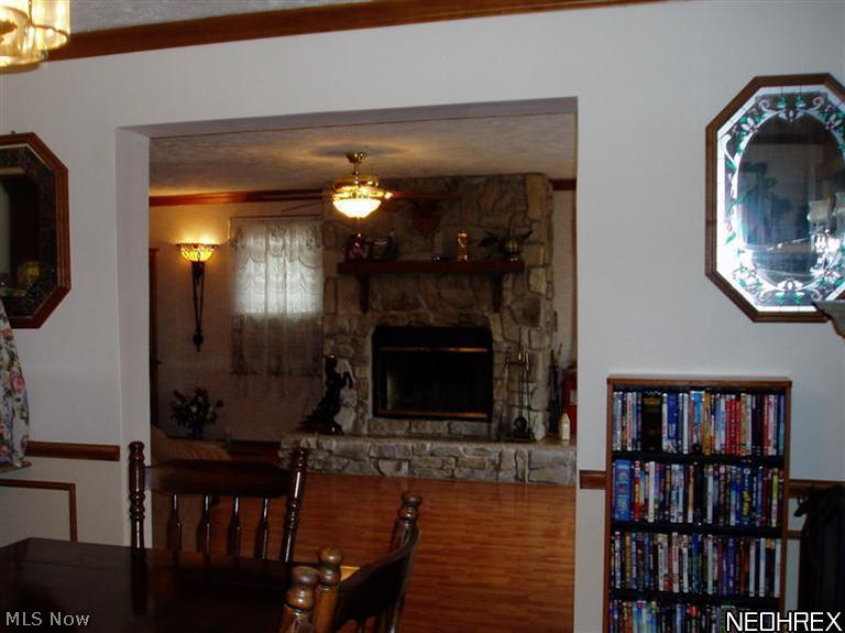 3877 South Ridge Road Perry, OH 44081 - Photo 11 of 25 Looking back through the archway to the living room.