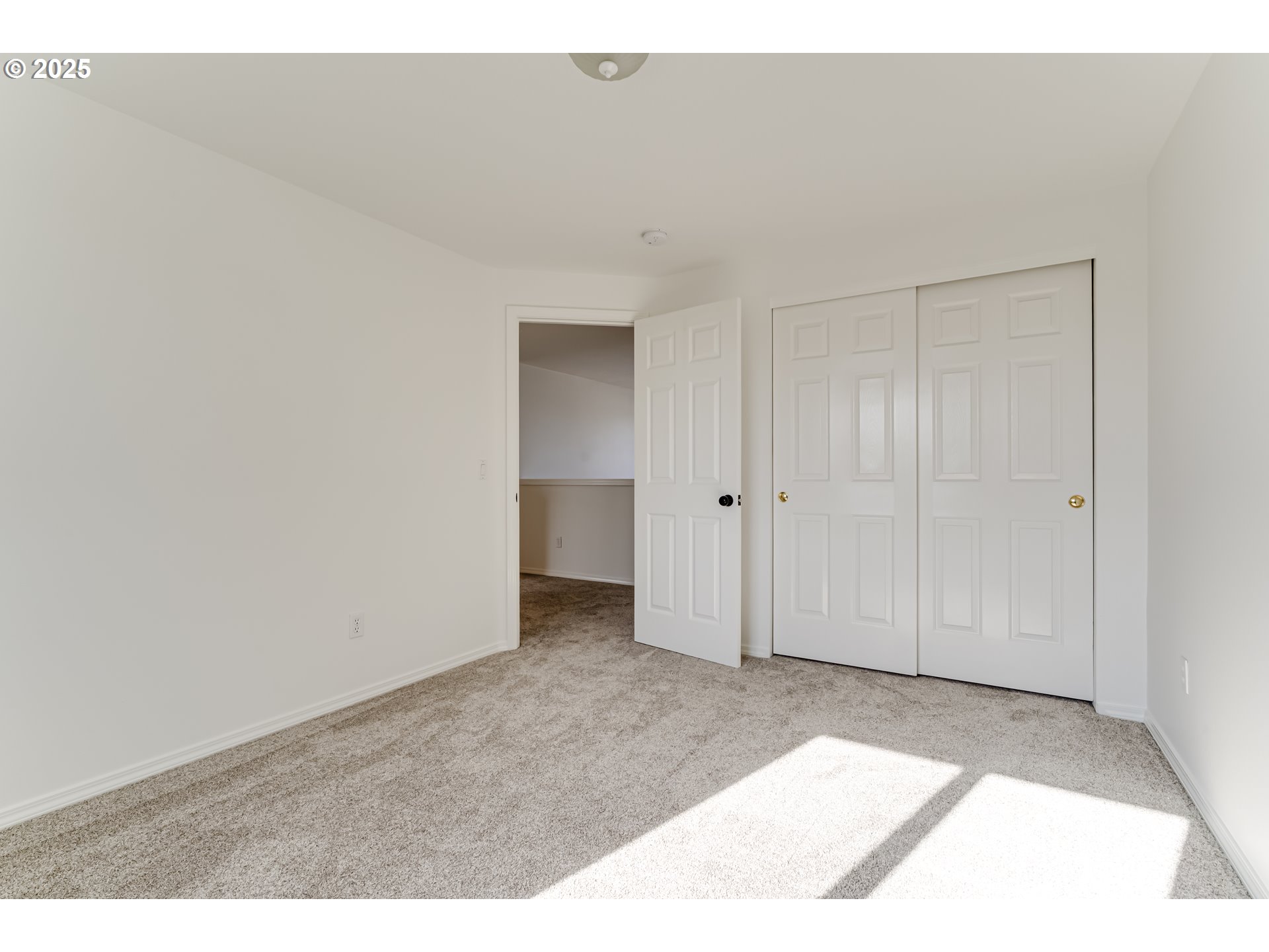 1255 Brower Avenue Eugene, OR 97402 - Photo 30 of 39 a view of an empty room