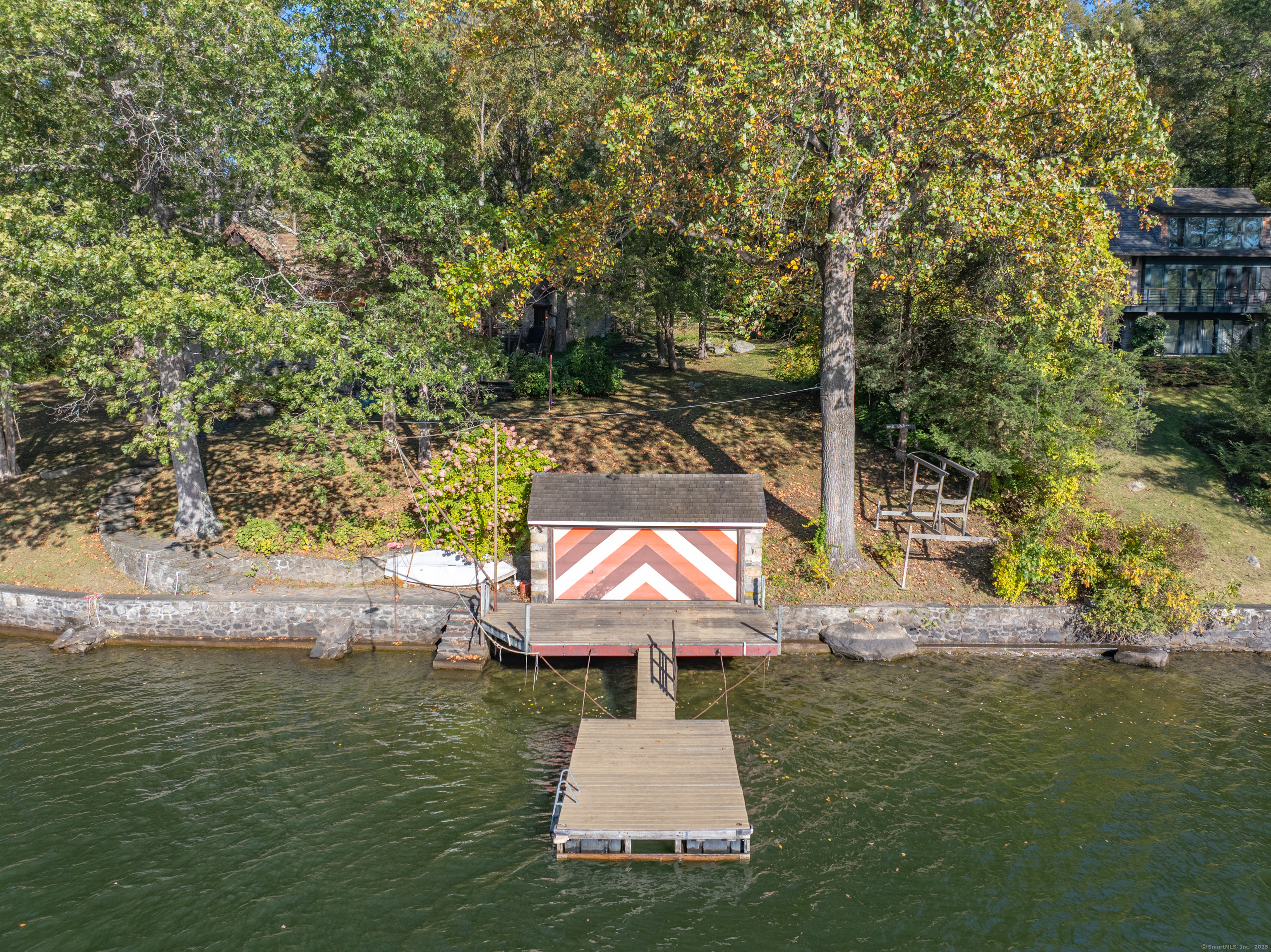 23 Echo Drive New Milford, CT 06776 - Photo 10 of 39