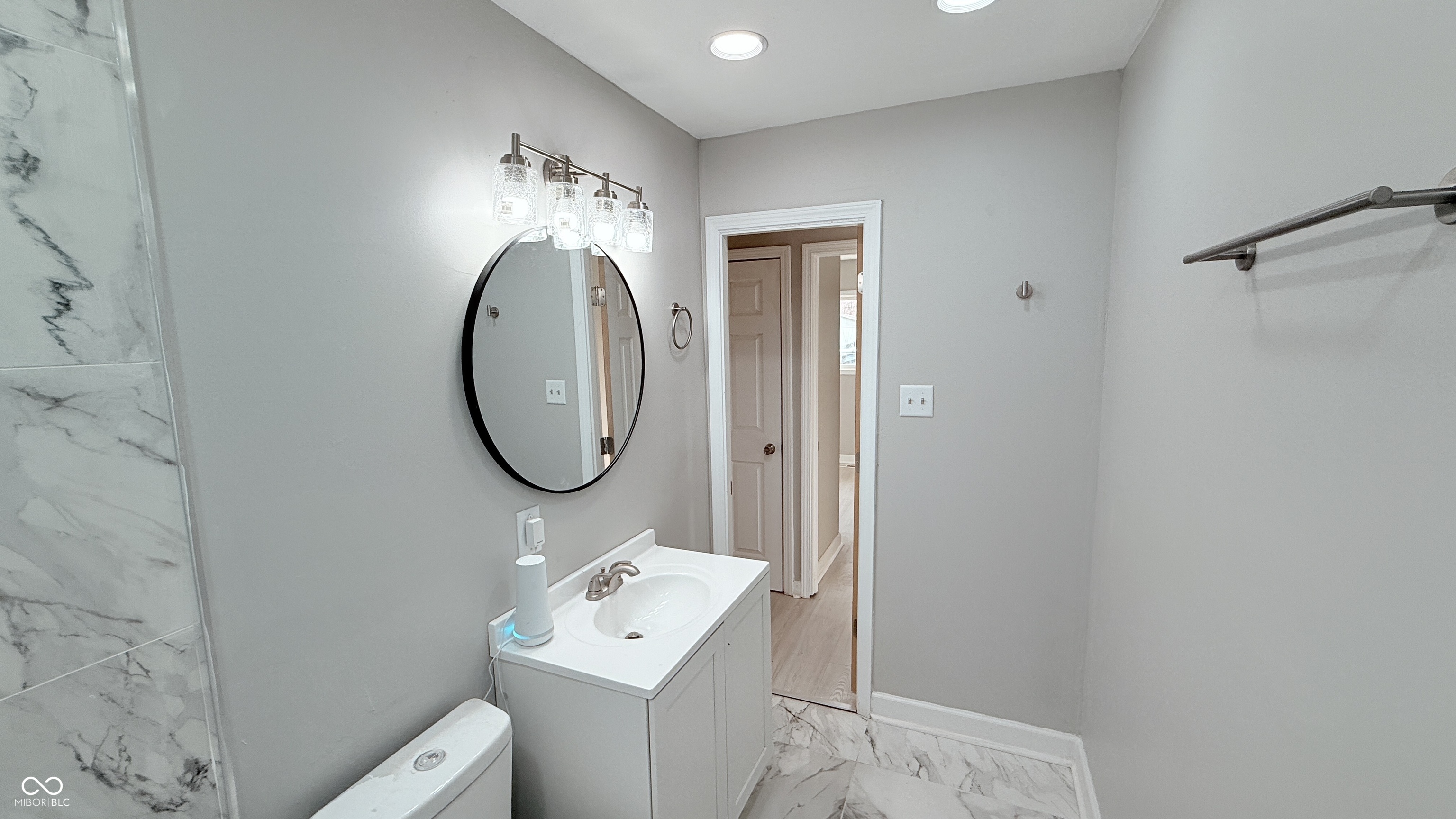 5546 Marilyn Road Indianapolis, IN 46226 - Photo 5 of 7 Gallery Image 5