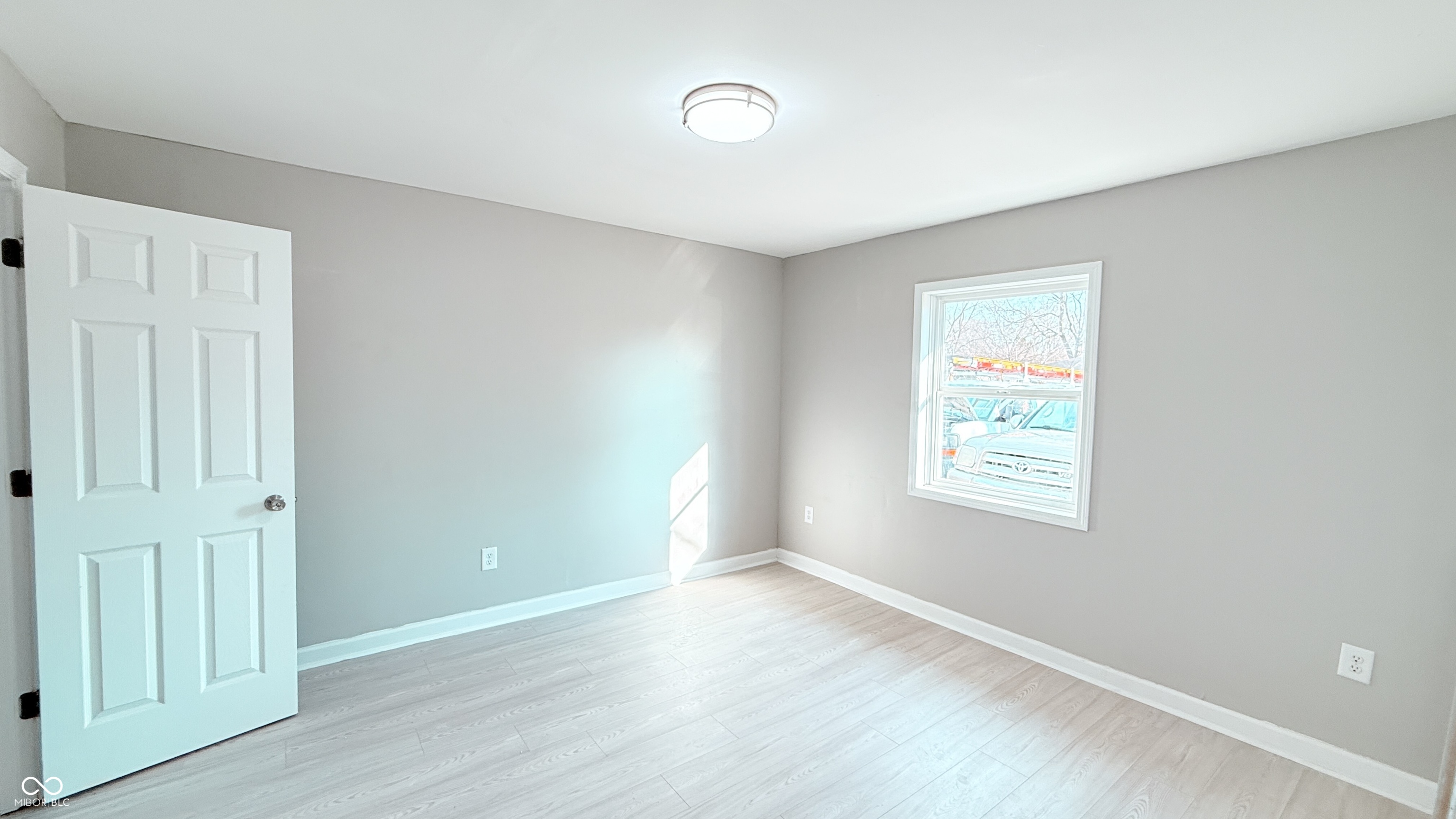 5546 Marilyn Road Indianapolis, IN 46226 - Photo 7 of 7 Gallery Image 7