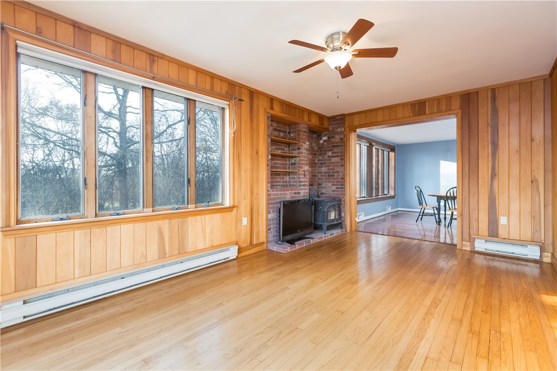 325 Post Road Westerly, RI 02891 - Photo 11 of 40