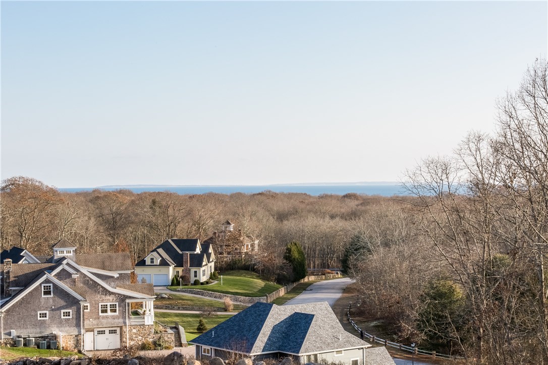 325 Post Road Westerly, RI 02891 - Photo 33 of 40