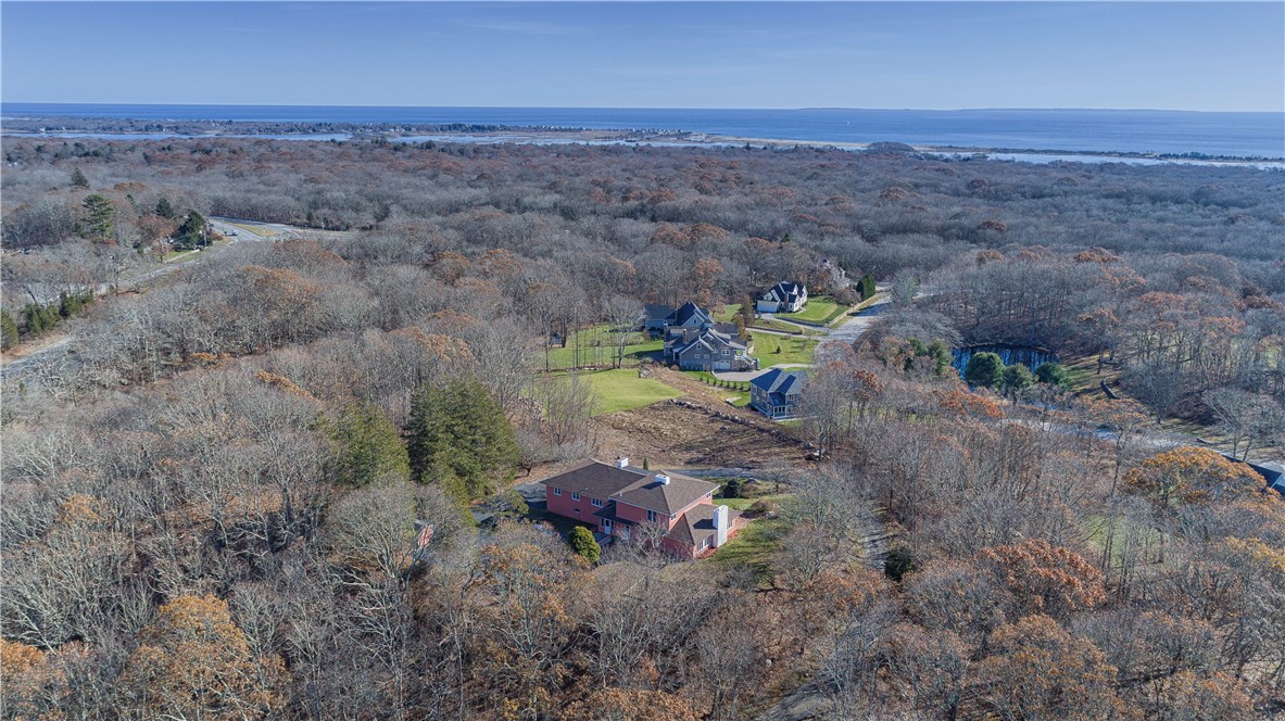 325 Post Road Westerly, RI 02891 - Photo 35 of 40