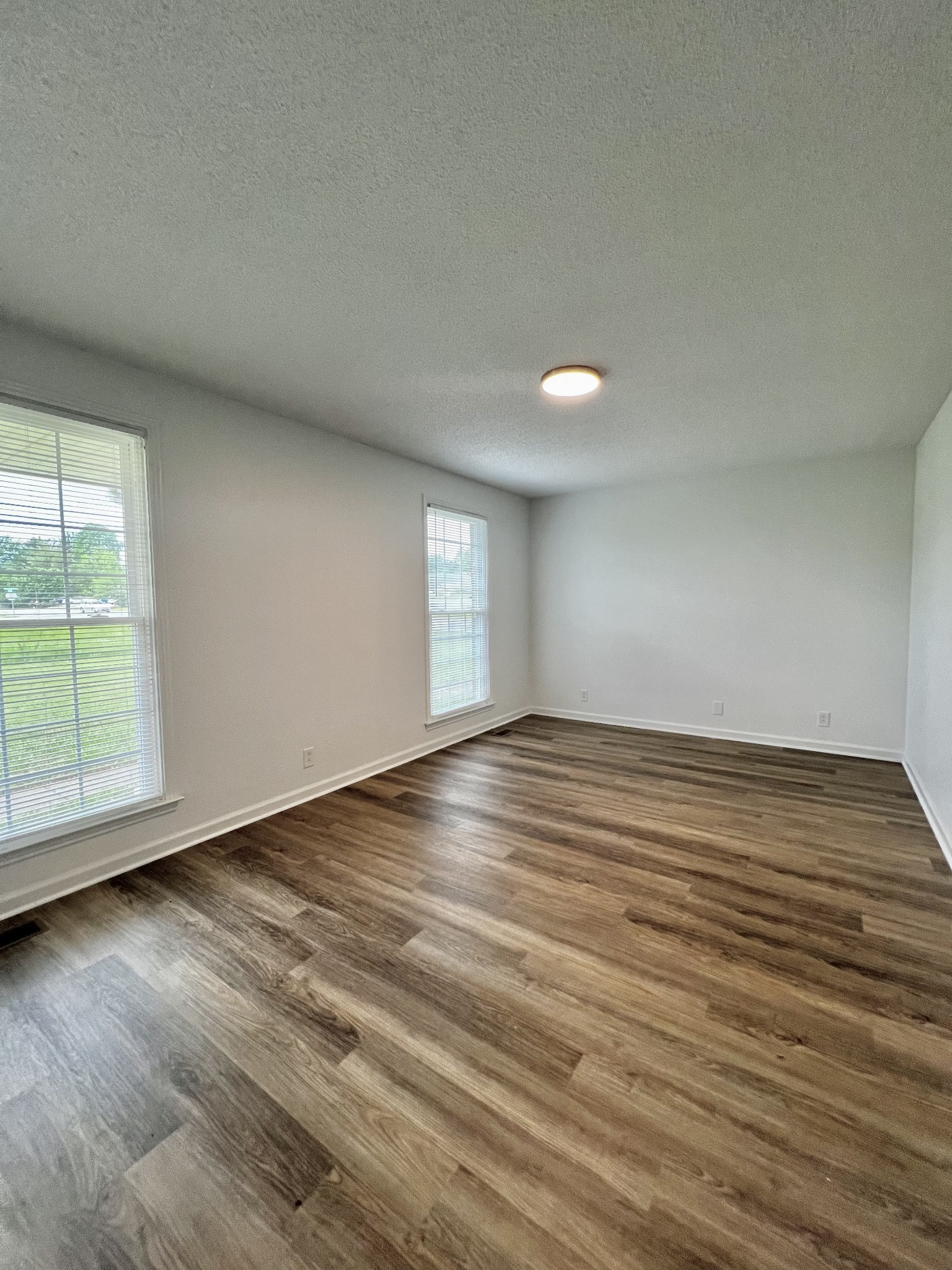 2303 Stokes Road Clarksville, TN 37043 - Photo 5 of 20