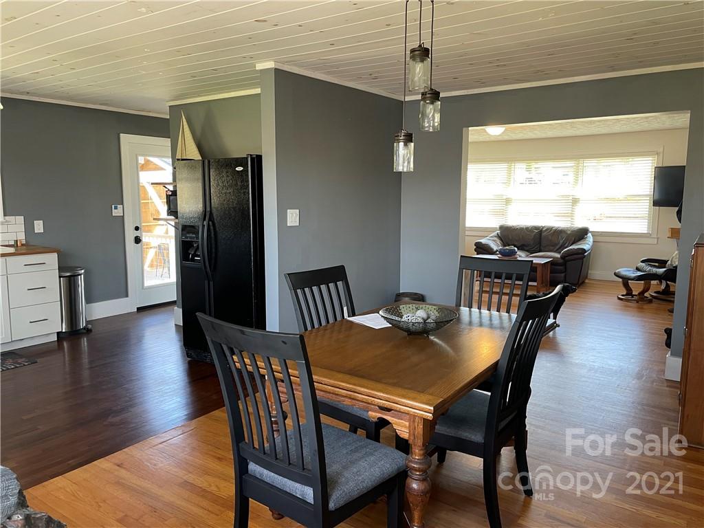 644 North Country Club Road Brevard, NC 28712 - Photo 14 of 23 Gallery Image 14