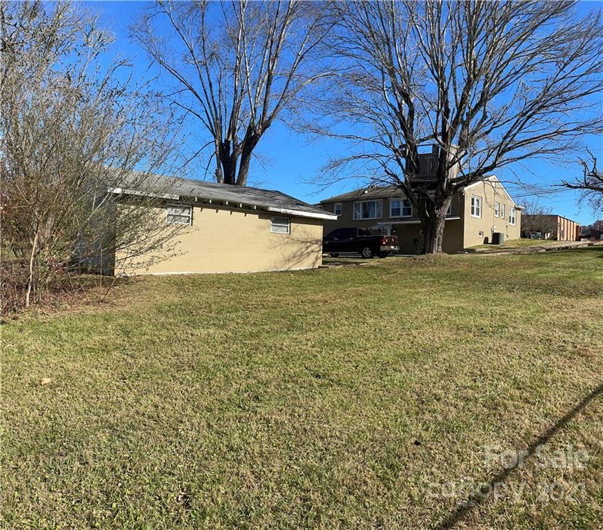 644 North Country Club Road Brevard, NC 28712 - Photo 3 of 23 Gallery Image 3