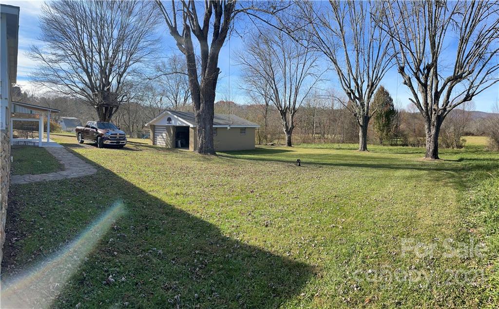644 North Country Club Road Brevard, NC 28712 - Photo 6 of 23 Gallery Image 6