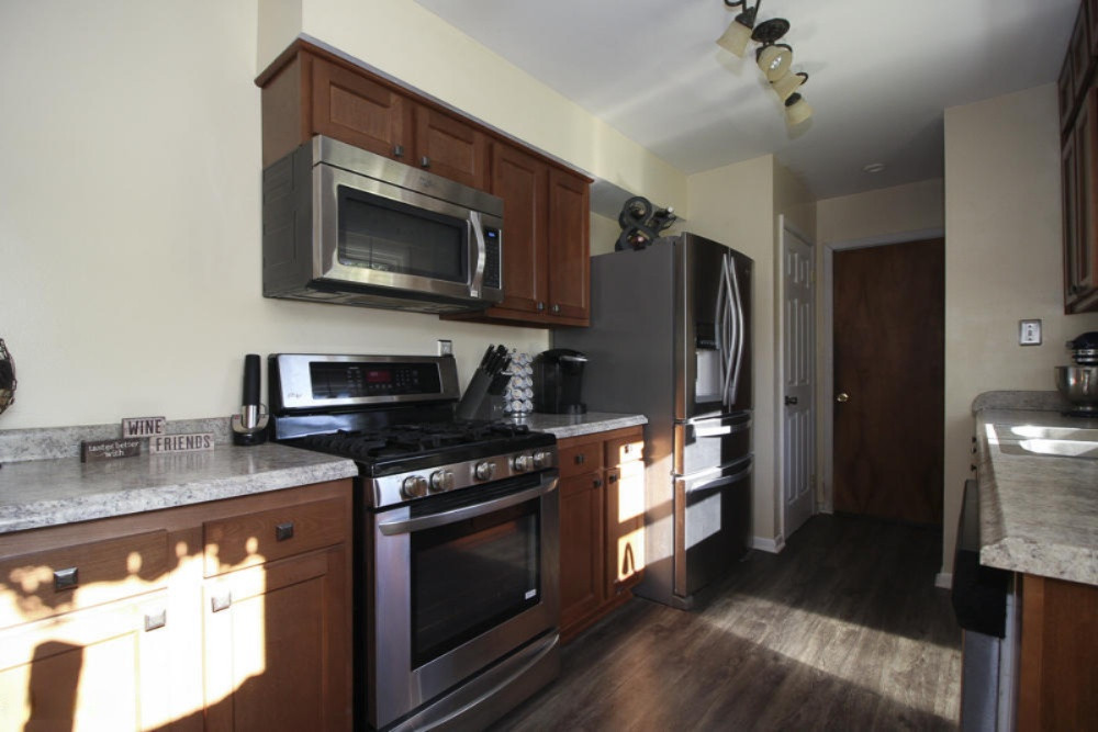 401 North 34th Street Springfield, MI 49037 - Photo 10 of 30 N 34th 401 Springfield 07