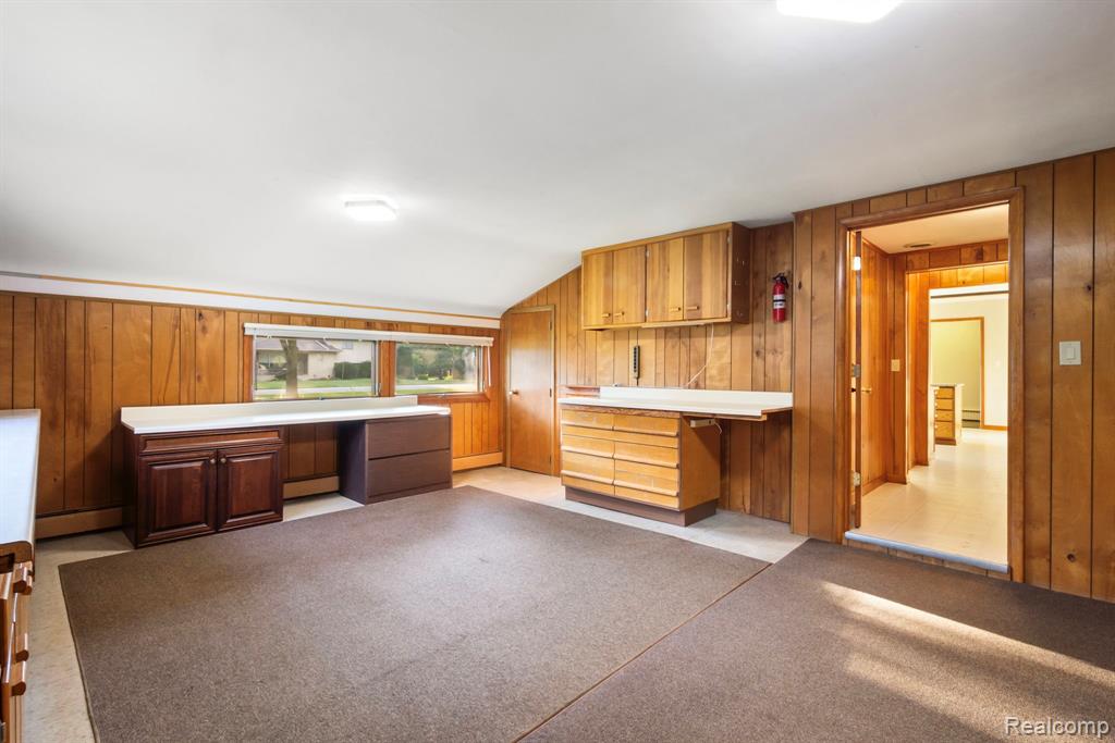821 Castlebar Drive Rochester Hills, MI 48309 - Photo 16 of 27