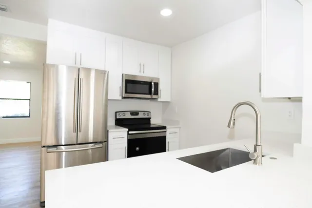 $3,495 | 924 Northwest 11th Court, Fort Lauderdale, FL 33311