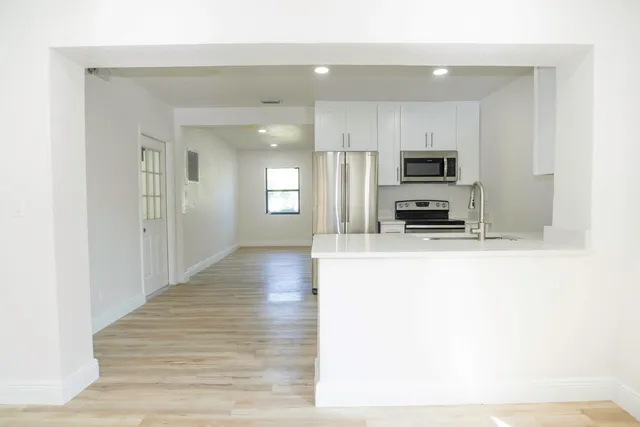 $3,495 | 924 Northwest 11th Court, Fort Lauderdale, FL 33311