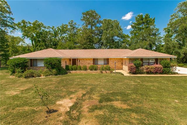 1018 Esterbrook Road Ponchatoula, LA 70454 - Photo 1 of 34