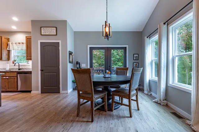 $450,000 | 7450 Hooper Cove Road, Young Harris, GA 30582