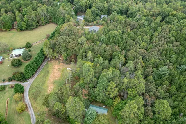 $450,000 | 7450 Hooper Cove Road, Young Harris, GA 30582