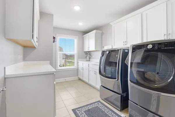 $1,175,000 | 24324 Blue Aster Lane, Lake Barrington, IL 60010