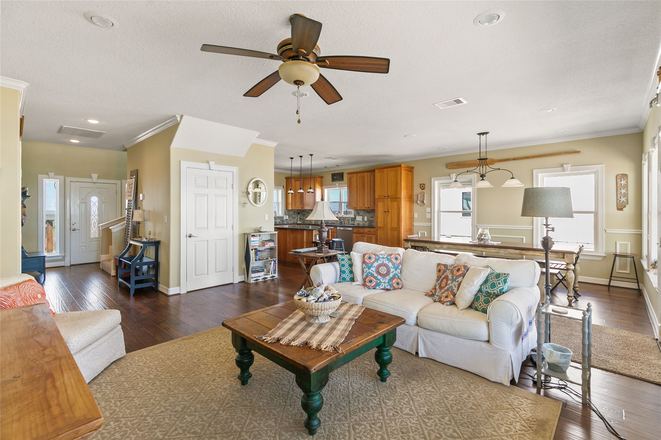 10530 Bluewater Highway Freeport, TX 77541 - Photo 13 of 43 a living room with furniture
