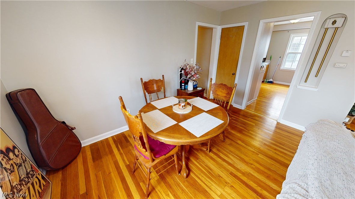 3555 Gridley Road Shaker Heights, OH 44122 - Photo 21 of 50 2nd floor dining room