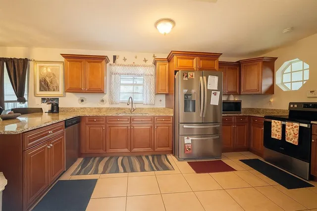 $379,999 | 1403 Southwest 27th Court, Fort Lauderdale, FL 33315