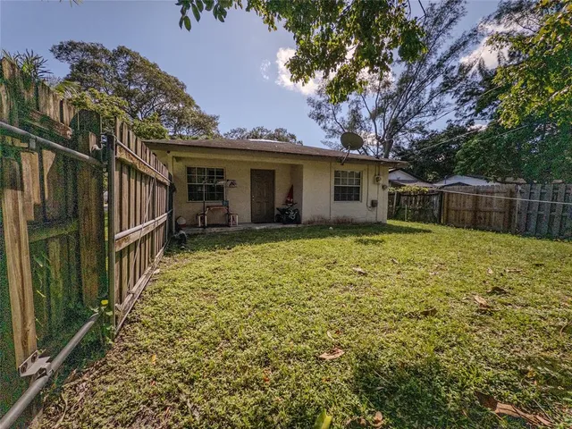 $379,999 | 1403 Southwest 27th Court, Fort Lauderdale, FL 33315